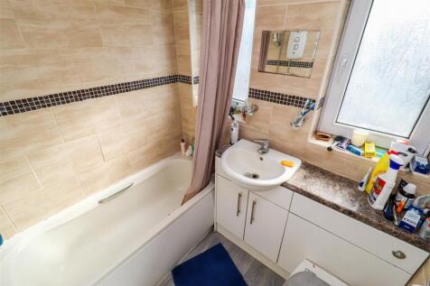 BATHROOM/W.C.