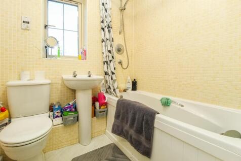 BATHROOM/W.C.