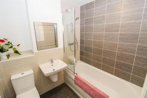 BATHROOM/W.C.