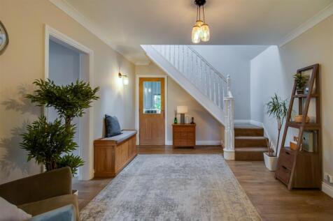 INNER HALLWAY