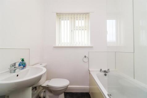 BATHROOM/W.C.