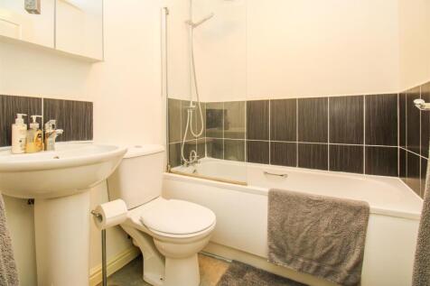 HOUSE BATHROOM