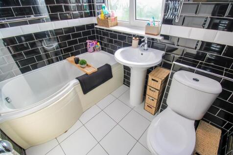 HOUSE BATHROOM