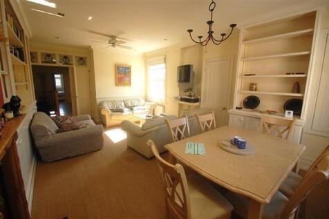 Lounge area