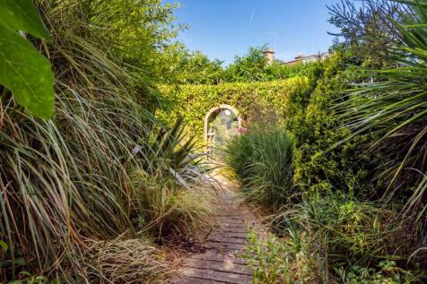Property Image 30