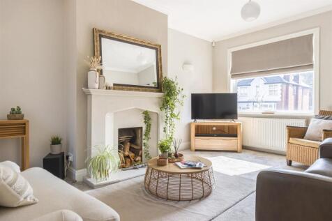St Marys Drive Greenfield 003.jpg