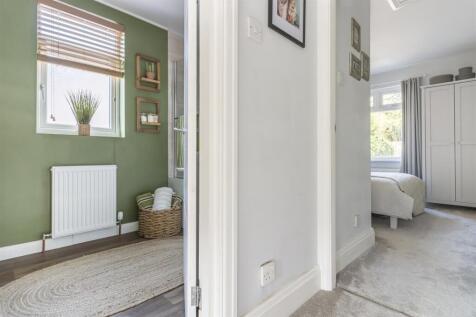 St Marys Drive Greenfield 036.jpg