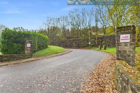 CAM03850G0-PR0059-STILL001.jpg
