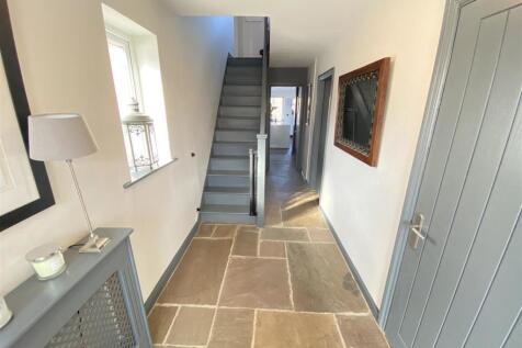 entrance hall.jpeg