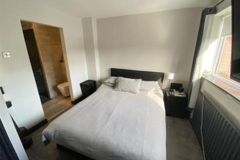 bed 3.jpeg