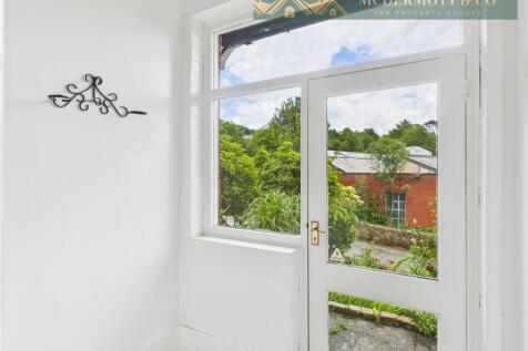 Entrance Porch