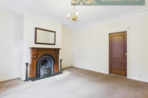CAM03850G0-PR0176-STILL017.jpg