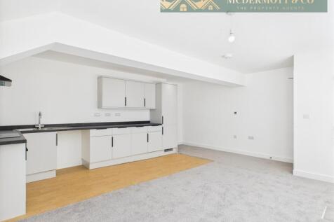 APARTMENT 46