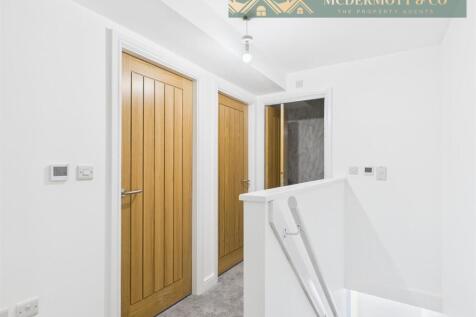 APARTMENT 48