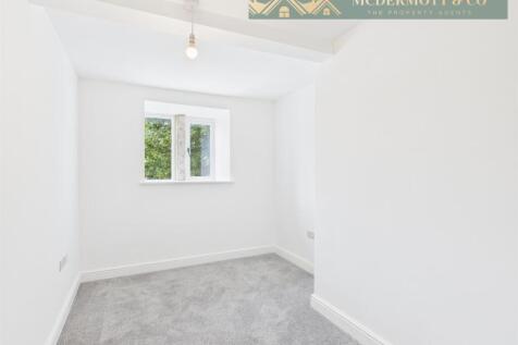 APARTMENT 49