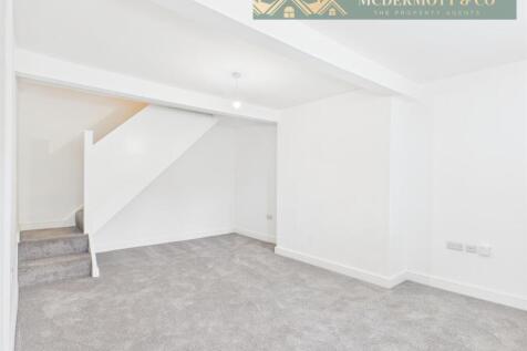 APARTMENT 50