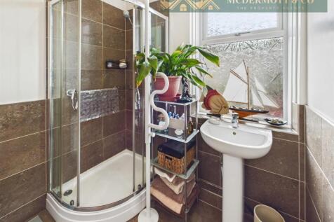 Bathroom/Shower room