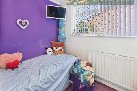 CAM03850G0-PR0157-STILL033.jpg