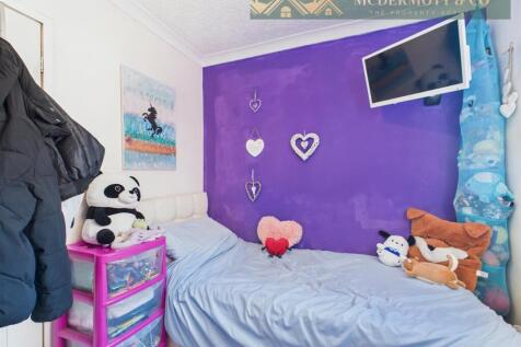 CAM03850G0-PR0157-STILL032.jpg