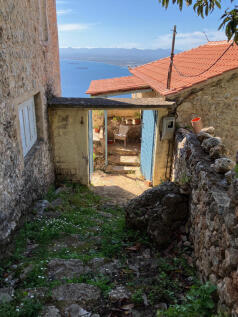 Top gates from path