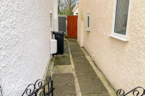Shared Side Pathway