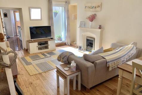 Lounge 1