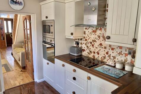 Kitchen 3