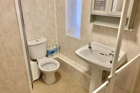 Shower Room 2