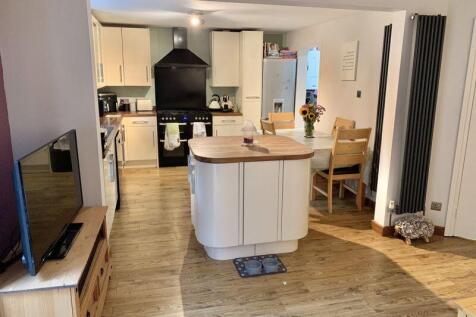 Kitchen 4