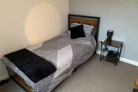 Bedroom Three - 2