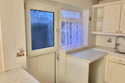 Kitchen 4