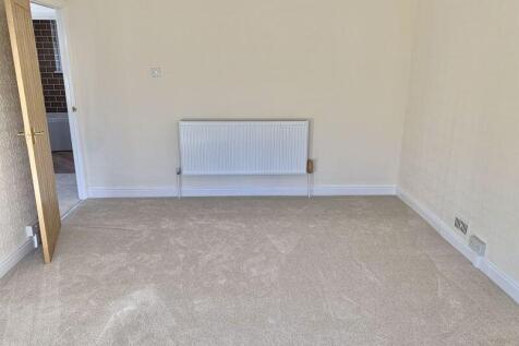 Bedroom One - 3