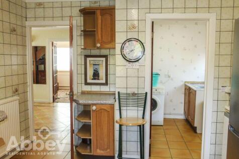 Kitchen 3