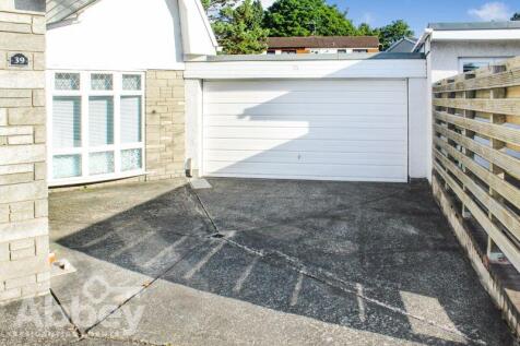 Double Garage