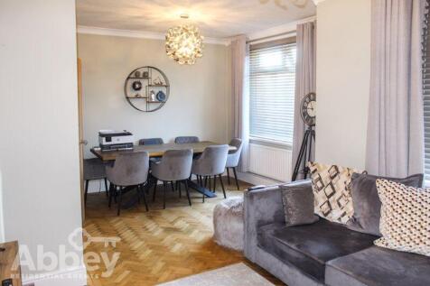 Lounge through to the dining area