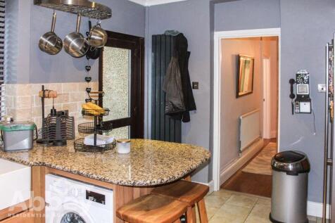Kitchen 3
