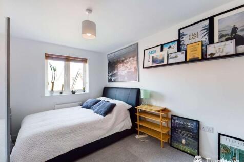 Bedroom 2 (Double)