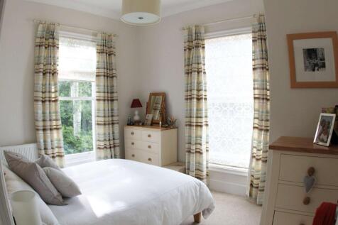 Bedroom 1 (Double)
