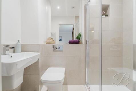 EN SUITE