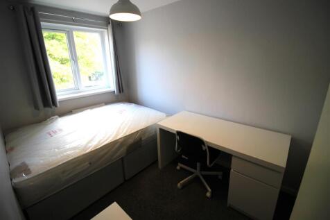 bed 3.JPG