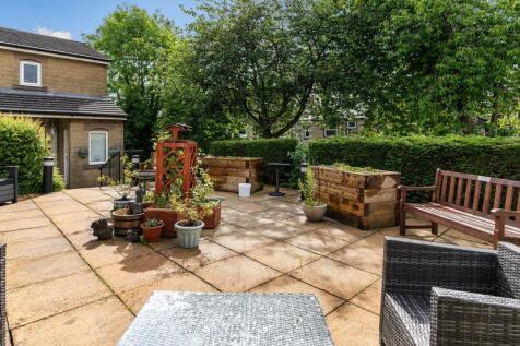 050722-threadneedle-court-garden-2.jpg