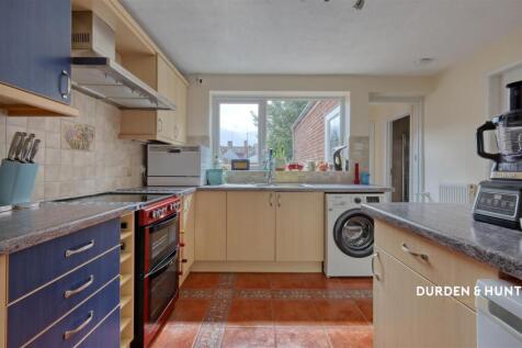 Fullers Close