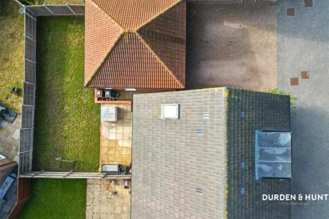 Dove Court