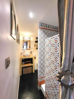 Second shower room