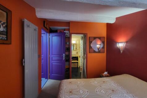 Second bedroom