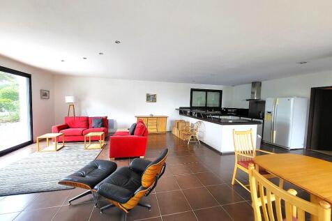 Lounge area