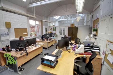 office 4.jpg