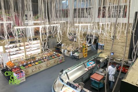 Interior retail building.jpg