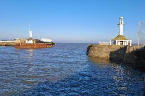 Lowestoft Harbour 