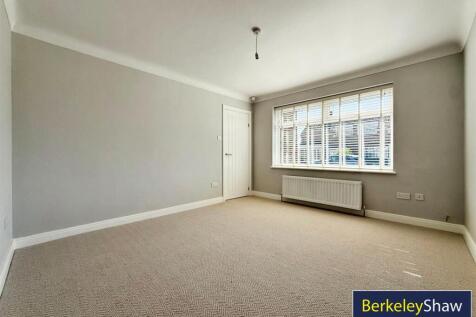 Front Lounge